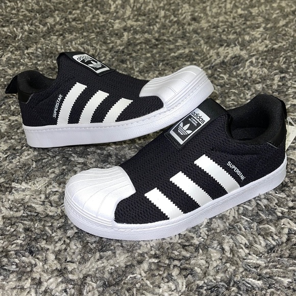 adidas size 2.5